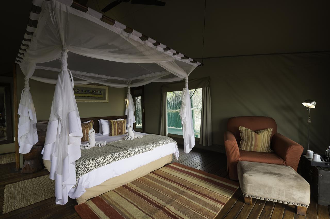 Ongava Tented Camp Okaukuejo Exteriör bild